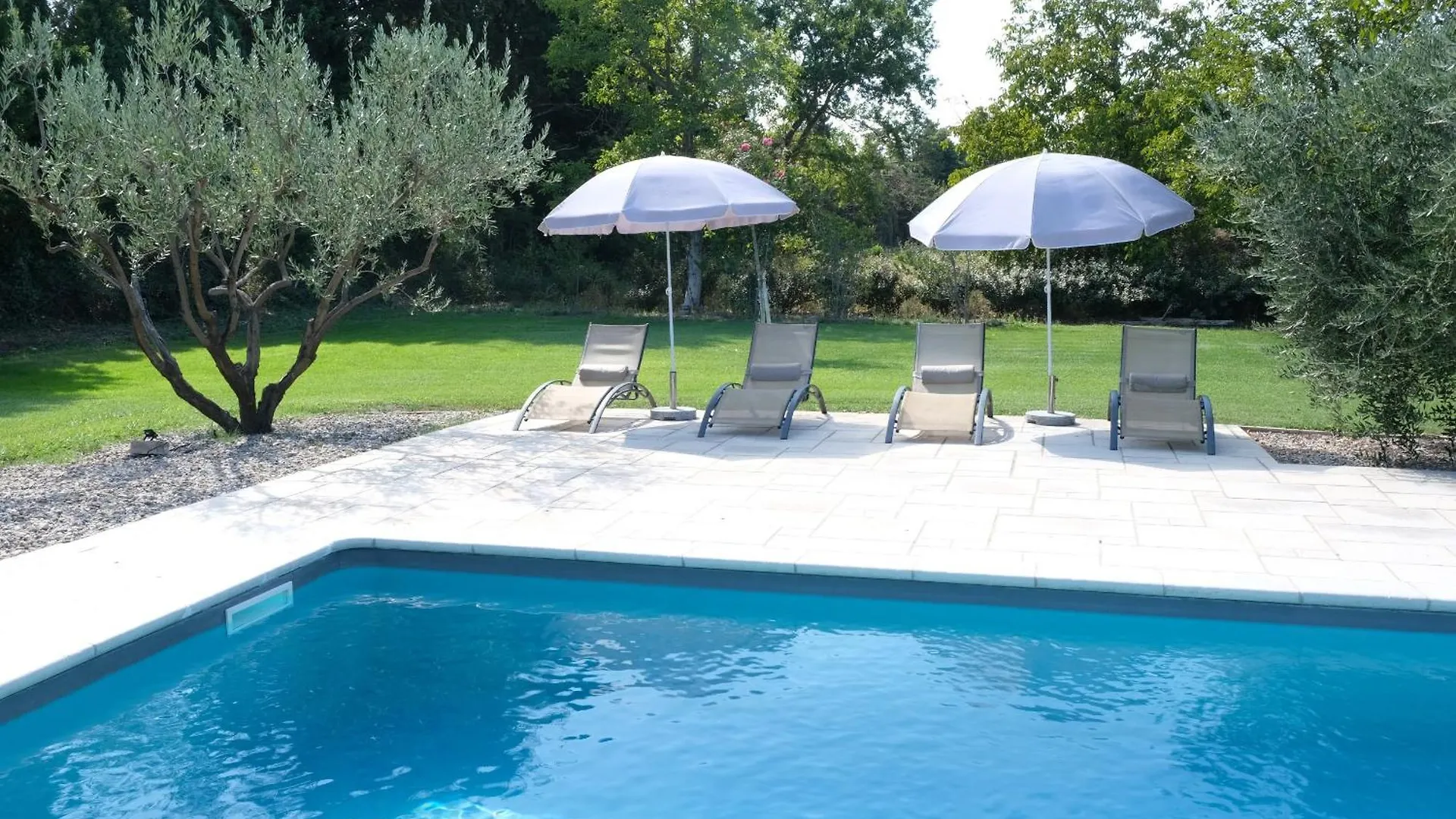 Prestigious Mas: Countryside Retreat near Avignon with Pool Villa Caumont-sur-Durance 0*,