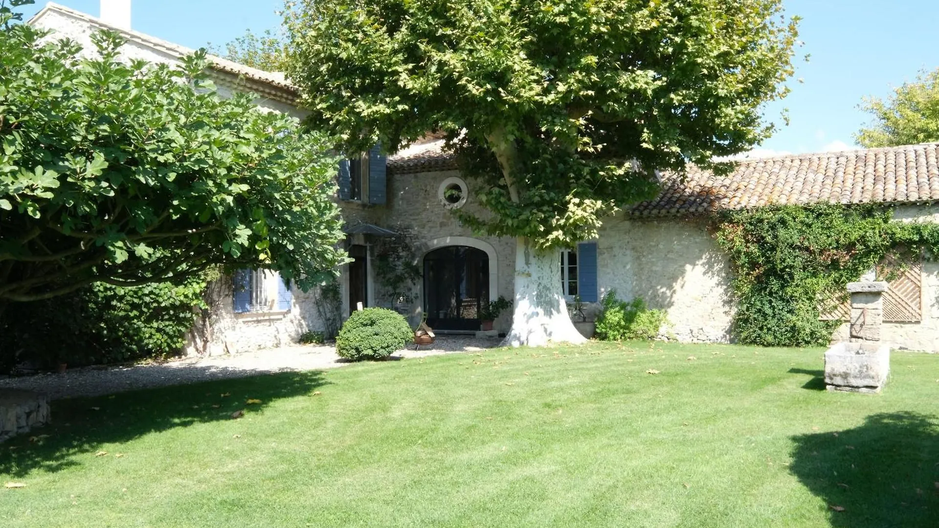 Prestigious Mas: Countryside Retreat near Avignon with Pool Villa Caumont-sur-Durance 0*,