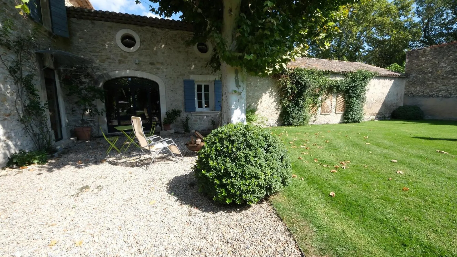 Prestigious Mas: Countryside Retreat near Avignon with Pool Villa Caumont-sur-Durance 0*,  France