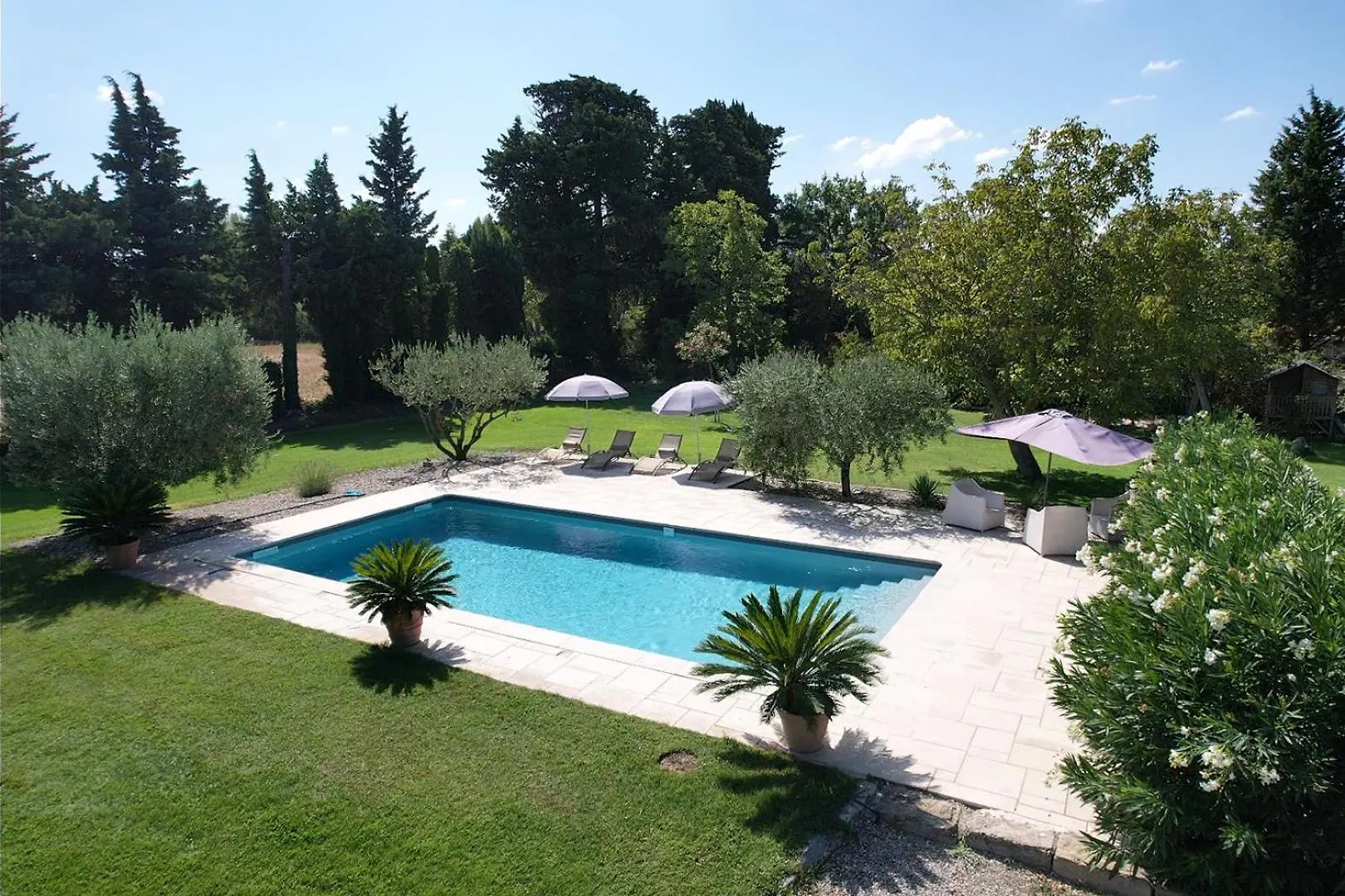 Prestigious Mas: Countryside Retreat near Avignon with Pool Villa Caumont-sur-Durance