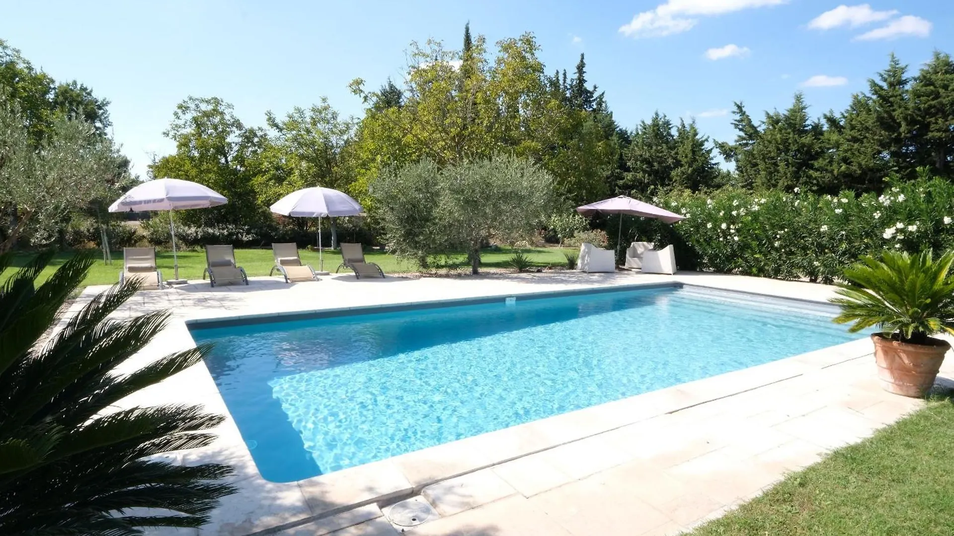 Prestigious Mas: Countryside Retreat near Avignon with Pool Villa Caumont-sur-Durance 0*,  France